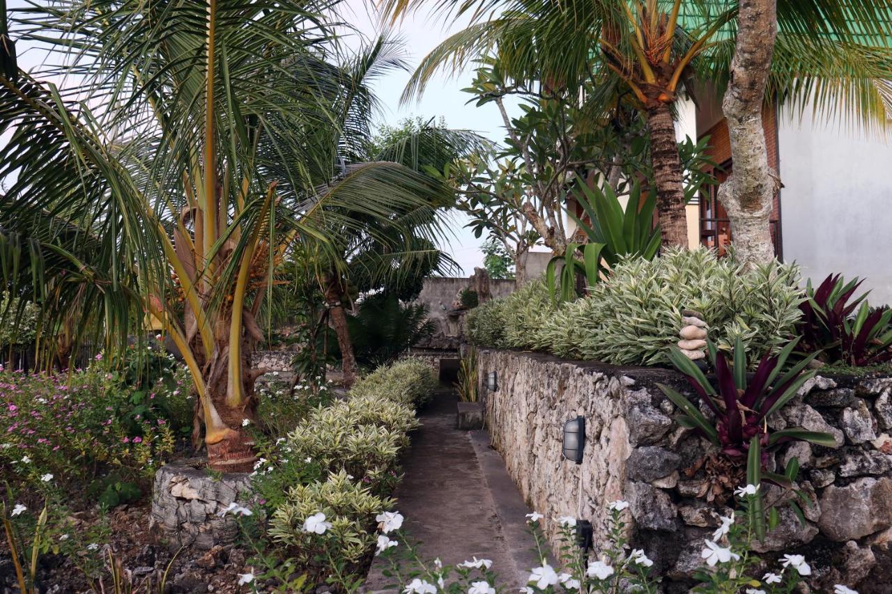 Hotel Sunny Point Penida à Ped Extérieur photo